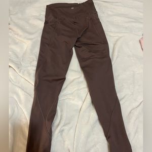 Ellie Activewear Leggings size Small WITH pockets!!